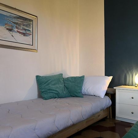 Bed and Breakfast Zia Chiarina San Nicolo Gerrei Pokój zdjęcie