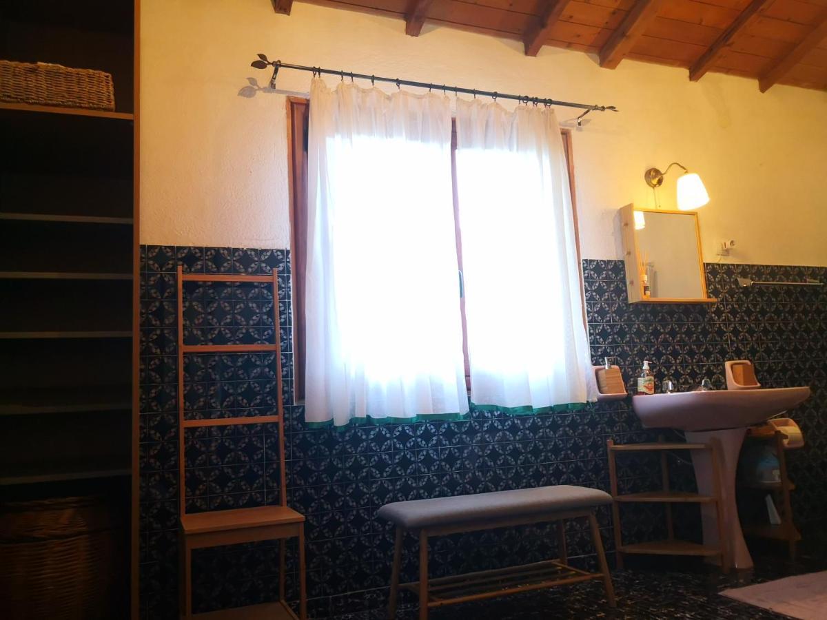 Bed and Breakfast Zia Chiarina San Nicolo Gerrei Zewnętrze zdjęcie