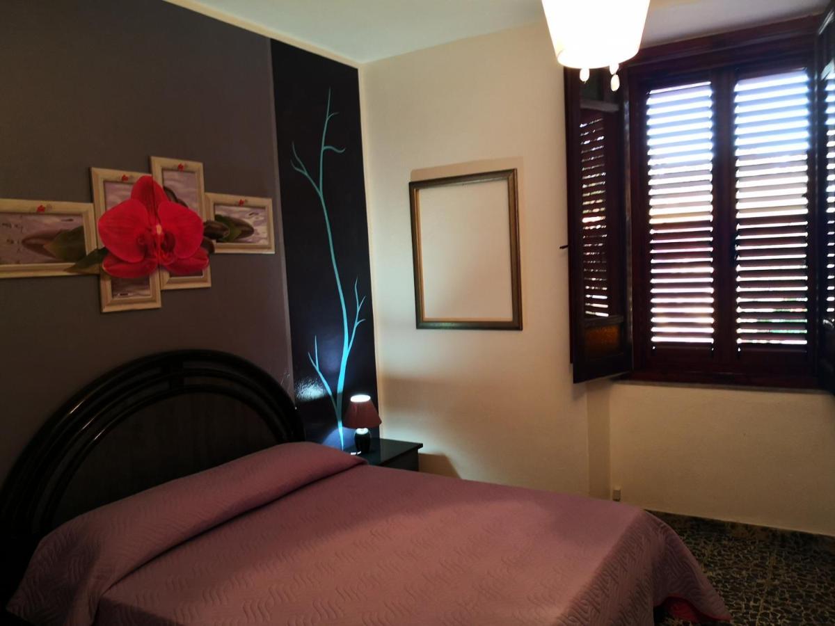Bed and Breakfast Zia Chiarina San Nicolo Gerrei Zewnętrze zdjęcie