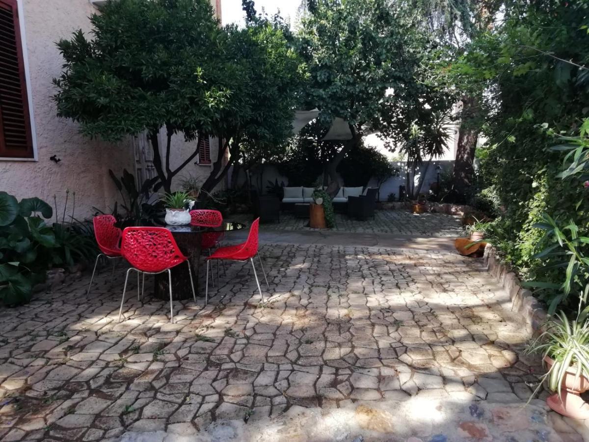 Bed and Breakfast Zia Chiarina San Nicolo Gerrei Zewnętrze zdjęcie